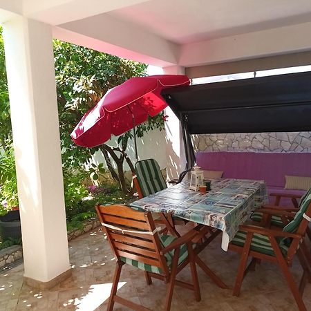 Holiday House Danica Banjole Bagian luar foto
