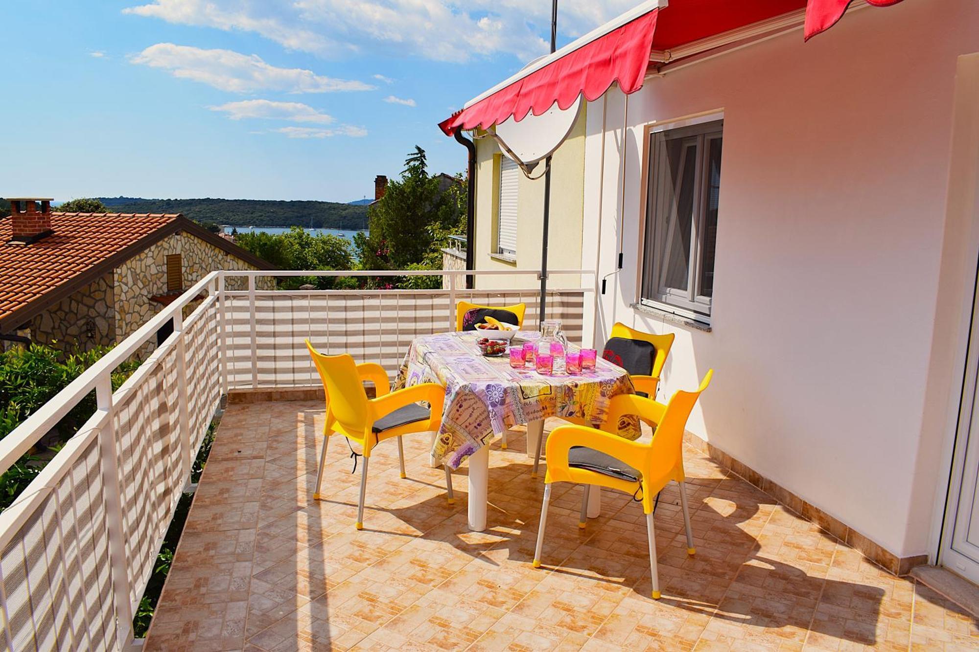 Holiday House Danica Banjole Bagian luar foto